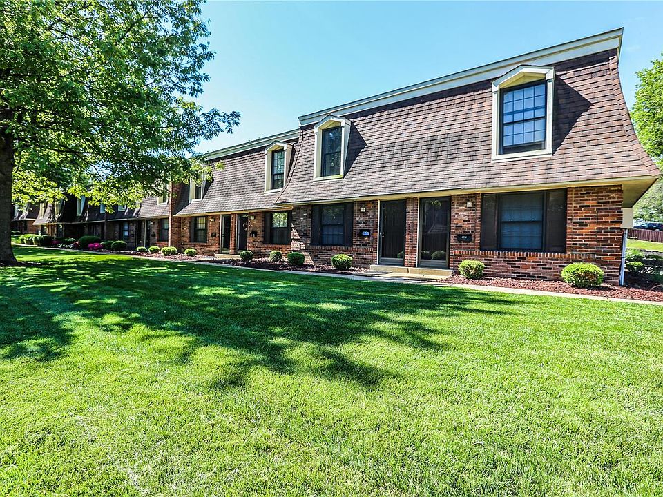 1st image of 4276 Burnett Walk