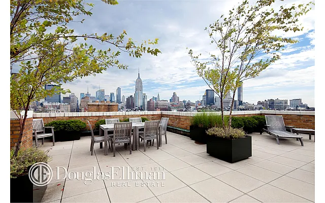 Sold by Douglas Elliman | media 15