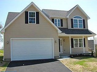 135 Waterway Rd, Oxford, PA 19363