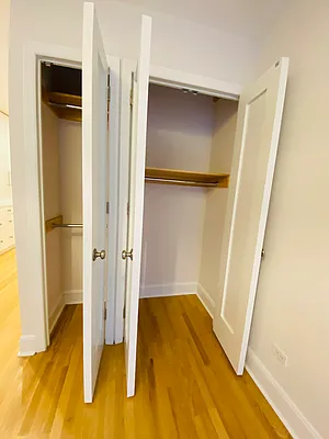 Rented by Metropolis Real Estate of Manhattan | media 21