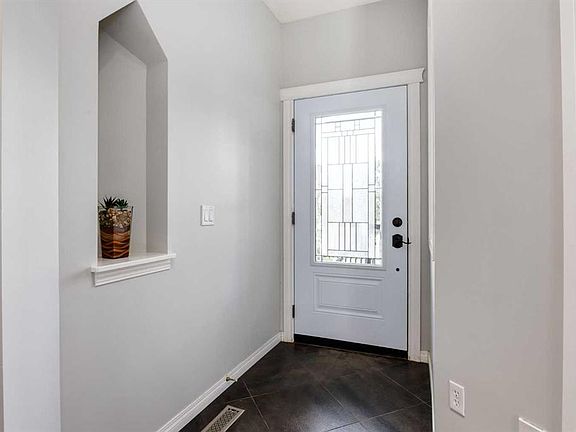 3rd image of 65 N Morningside Cir SW