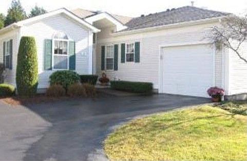 1st image of 2 Orchard Meadows Dr