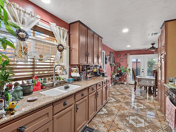5th image of 1146 Brunswick Way