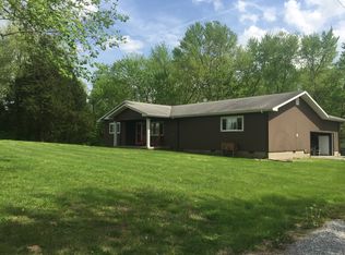6590 State Route 14, Mc Leansboro, IL 62859