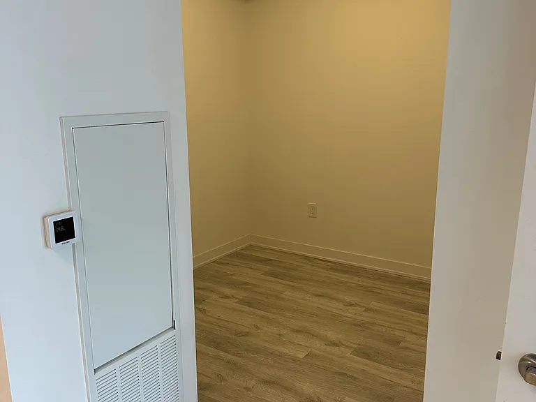 70 Princess St #709 — Photo 3