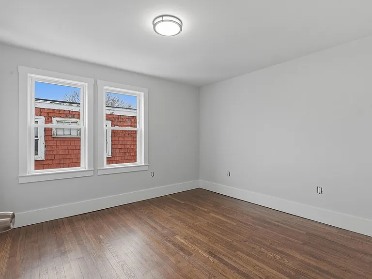 18 Ronan St #2 — Photo 41