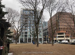 39 Brant St #909, Toronto, ON
