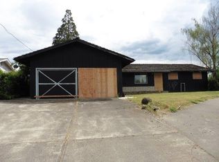 2356 E McAndrews Rd, Medford, OR 97504