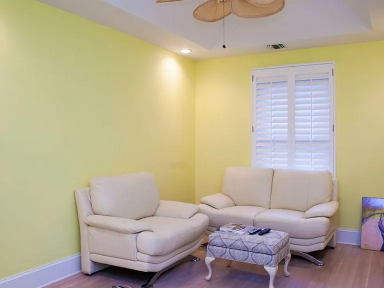 1530 Noyac Path — Photo 14