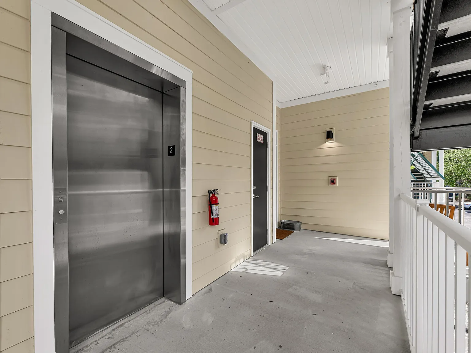 2 bed, 1224 sqft, $3,000 — Photo 2
