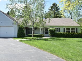 9617 N Linde Ct, Mequon, WI 53092