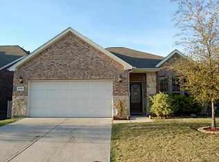 5749 Sapphire Pool Trl, Fort Worth, TX 76244