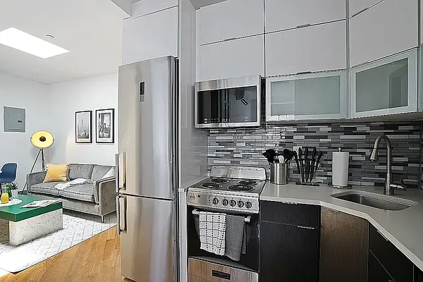 Rented by YHT Management Inc. | media 4