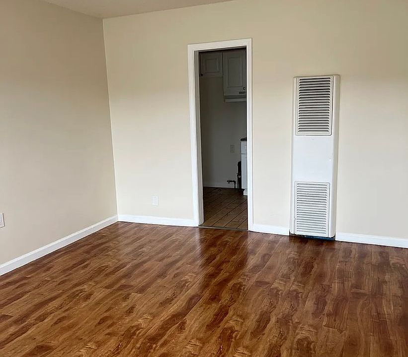 2nd image of 132 E Hazel St #134-8