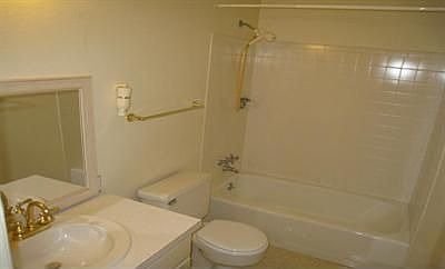 4th image of 9199 E Oxford Dr