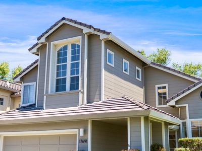 17691 Riverbend Rd, Salinas, CA, 93908