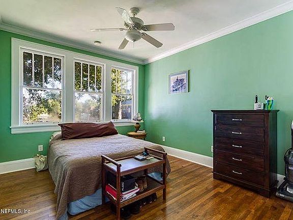 3rd image of 1644 Perry St Floor 2