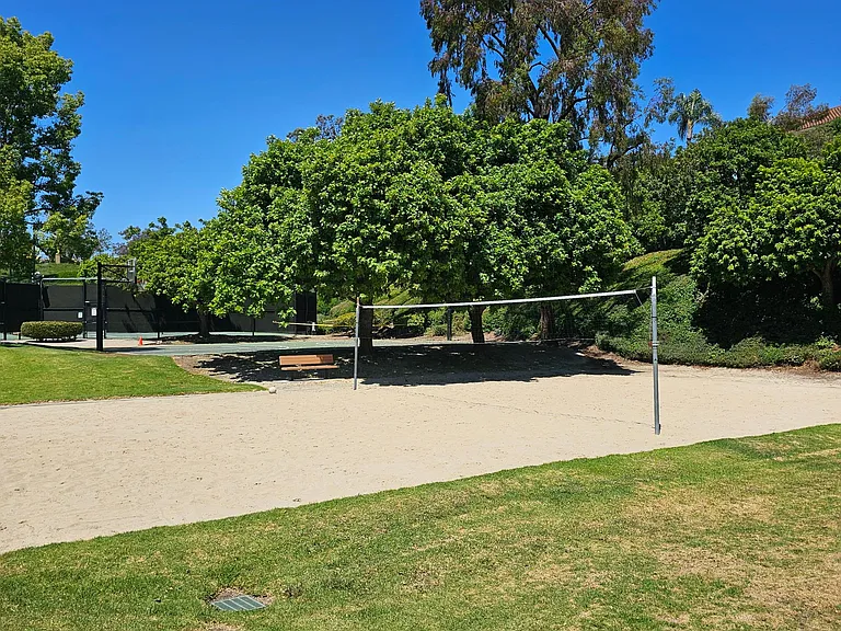 25721 Weston Dr — Photo 36