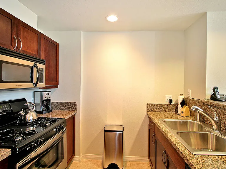 530 K St #618 — Photo 5