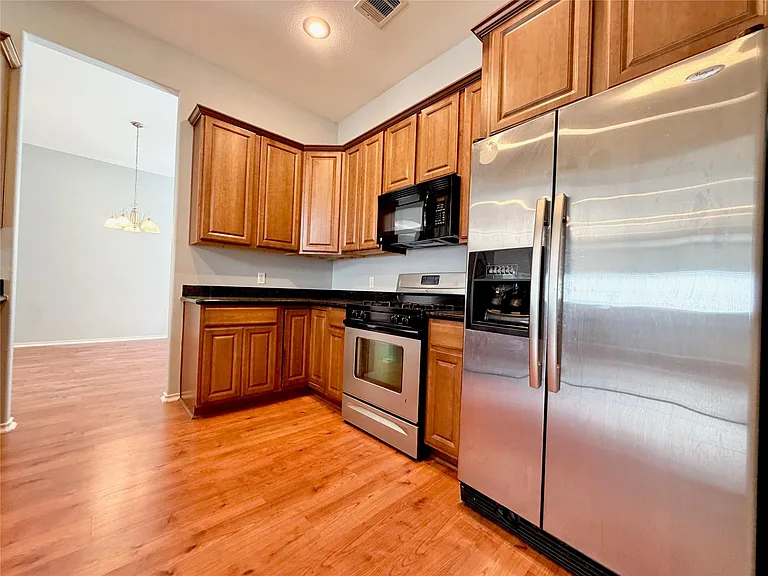 1608 Holman St — Photo 17