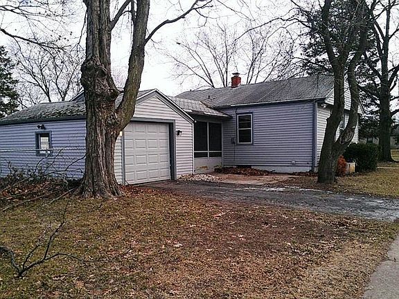 3rd image of 2305 N Winnebago St