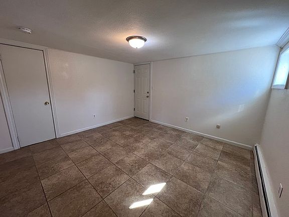 5th image of 3160 Woodward St #2