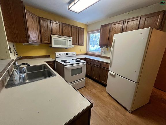 3rd image of 413 Ramola St