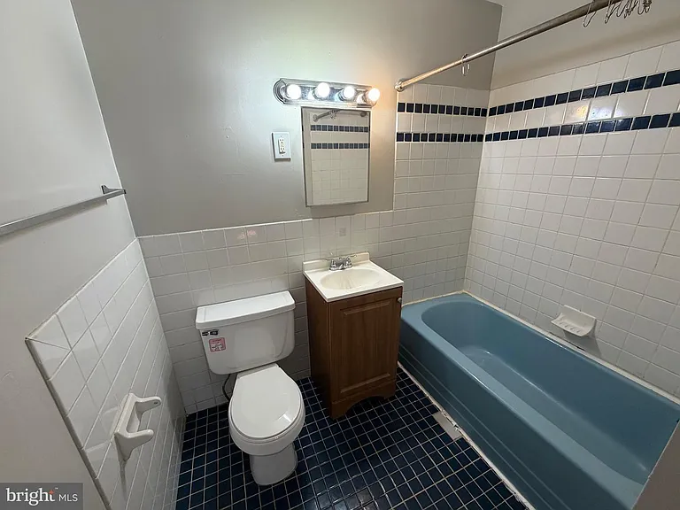 6632 Germantown Ave — Photo 14