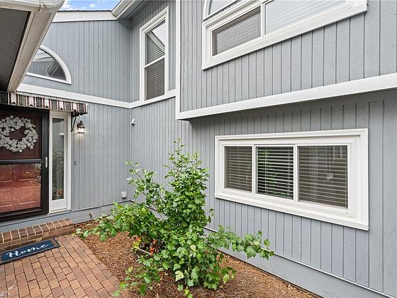 2nd image of 109 Pembrooke Ridge Ct