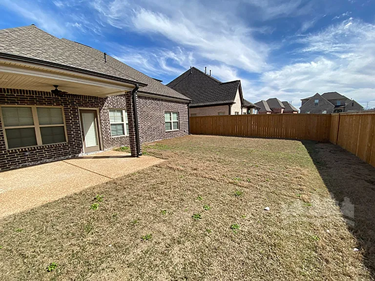 565 Beau View Way — Photo 21