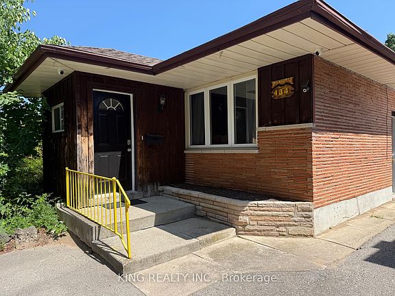 3rd image of 134 Mark St