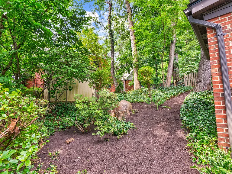 3402 Halcyon Dr — Photo 68