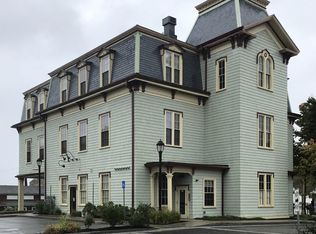 672 High St UNIT 3, Westwood, MA 02090