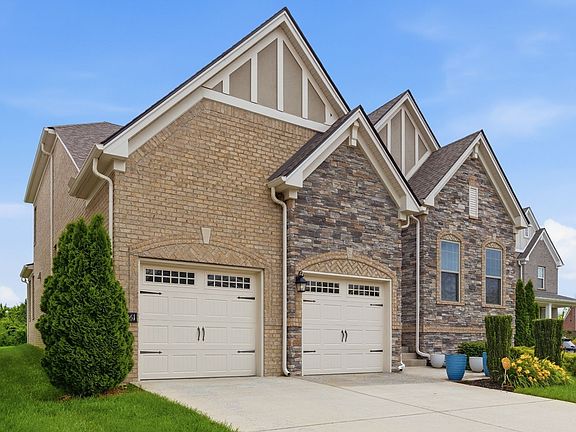 3rd image of 3061 Elliott Dr