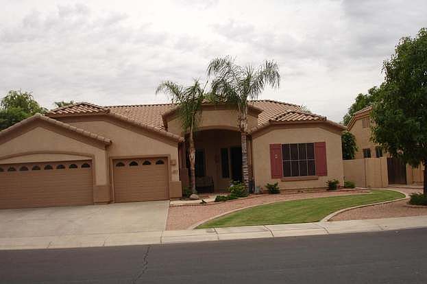 1st image of 3015 E Canyon Creek Dr
