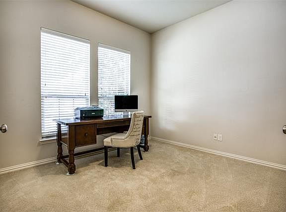 4th image of 10844 Leesa Dr