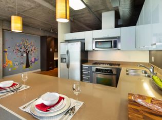 645 W 9th St APT 426, Los Angeles, CA 90015