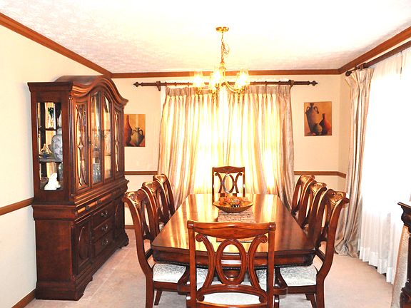 4th image of 3870 Rock Cliff Dr SW