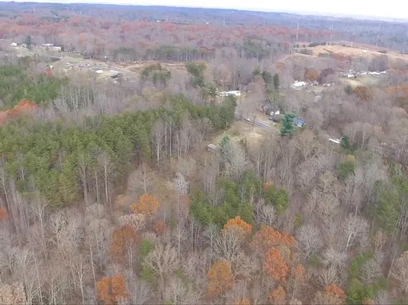 6030 Baux Mountain Rd, Winston Salem, NC 27105