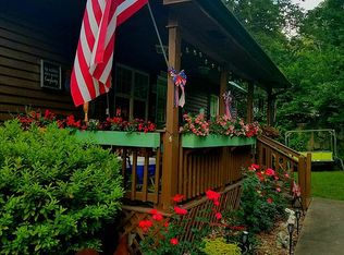 255 Song Bird Dr, Cleveland, GA 30528