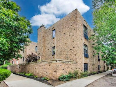 455 W Grant Pl APT 6, Chicago, IL, 60614