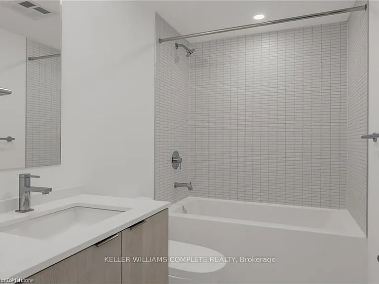 1 Jarvis St #526 — Photo 14