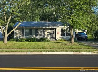 1230 Ironwood Dr, Fairborn, OH 45324