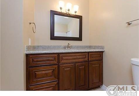 5th image of 13253 Lakeview Granada Dr