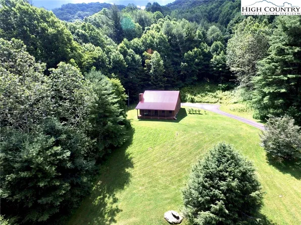 627 Clint Gilley Road, Warrensville, NC 28693