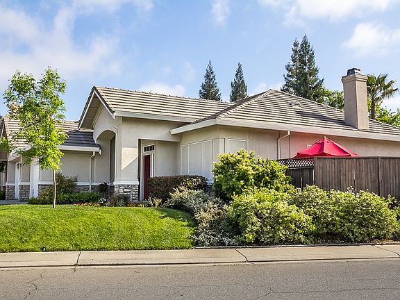 3rd image of 6520 Arcade Creek Way