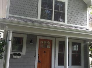 43 Sherwood Pl, Greenwich, CT 06830
