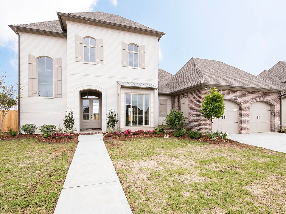 1st image of 303 Sylvester Dr
