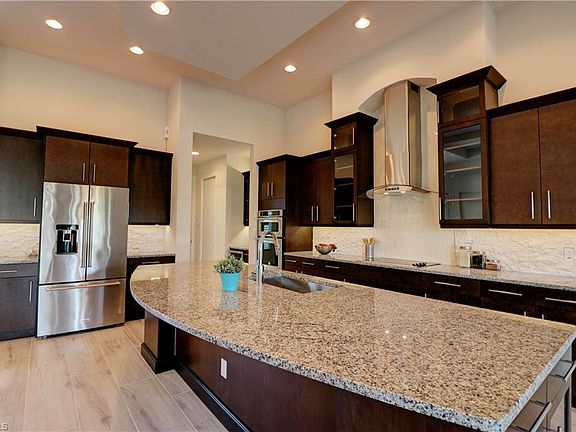 4th image of 2126 SW 40th St