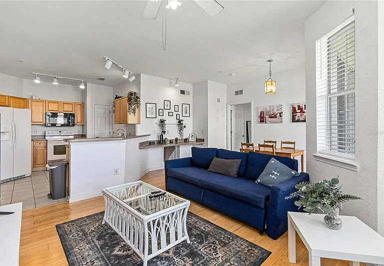 614 W Ridge Rd #1 — Photo 32